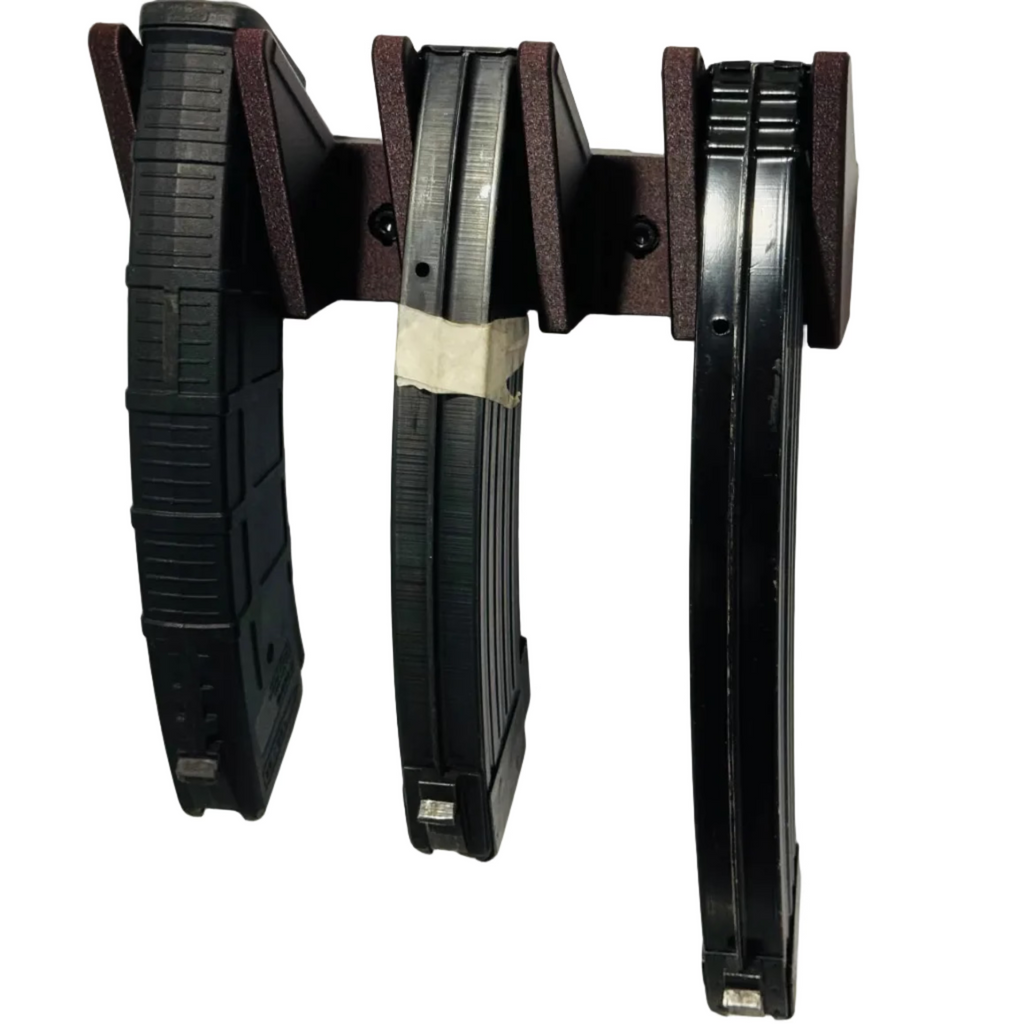 3d printed magnetic AK magazine holder with MAGPUL PMAG and steel magazines